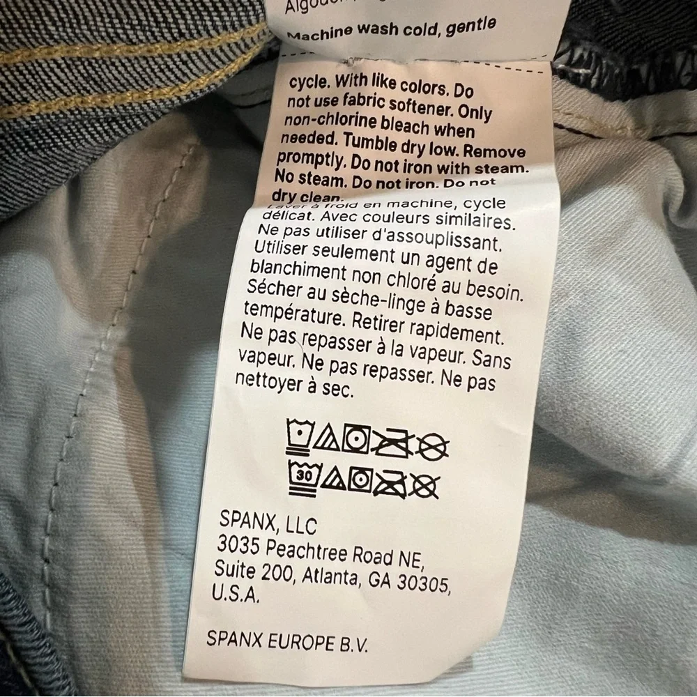 SPANXsculpt ReDefine Flare Jeans Size 10 NWT